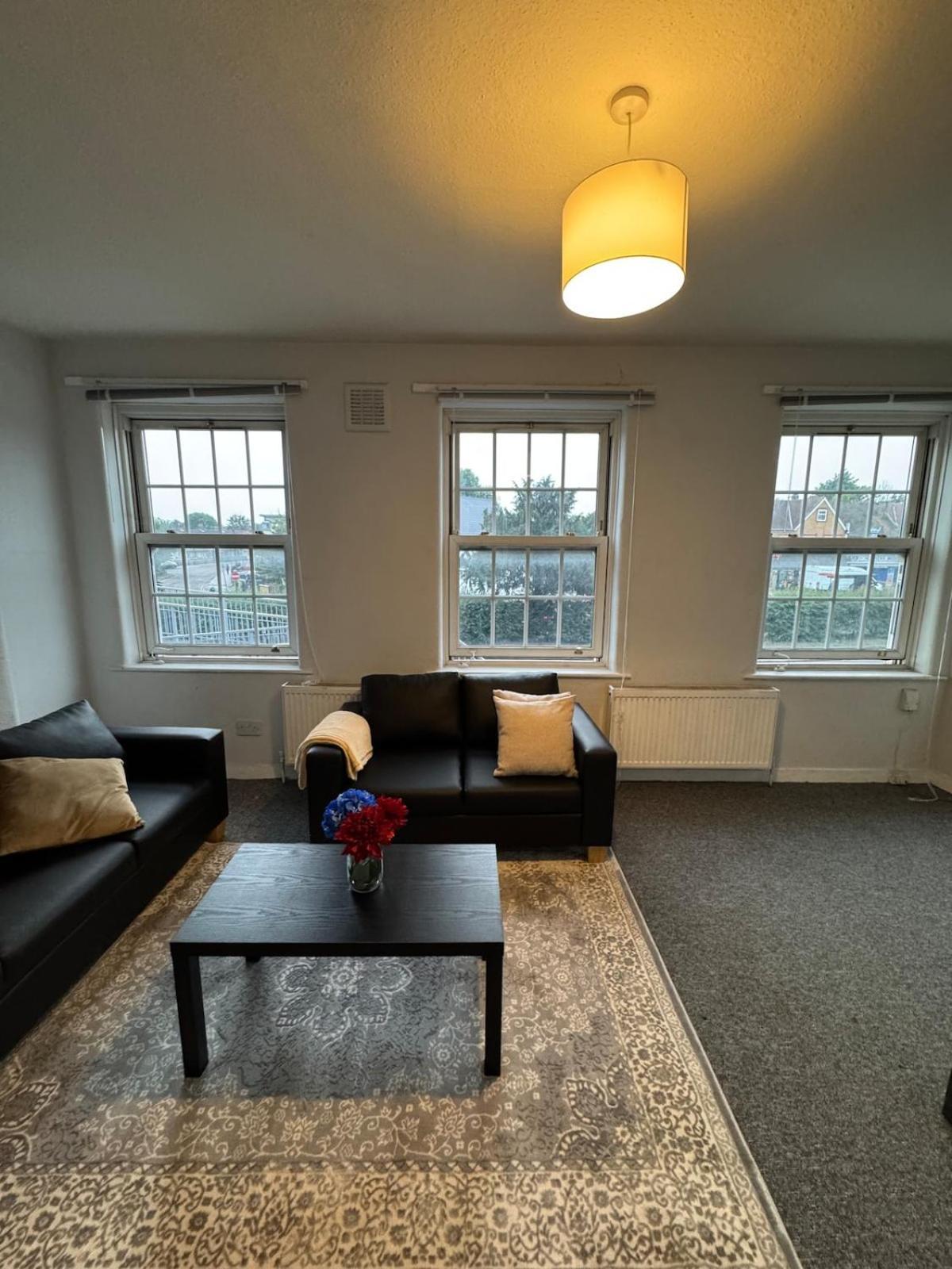 Apartment Tranquil 3br In Tottenham London