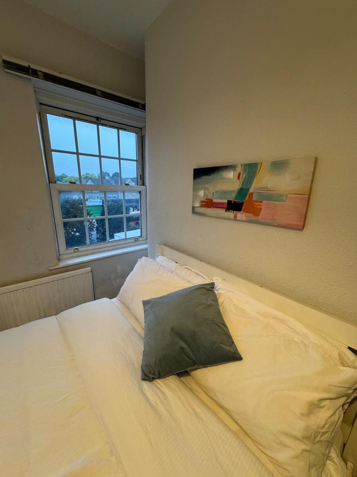 Tranquil 3br In Tottenham